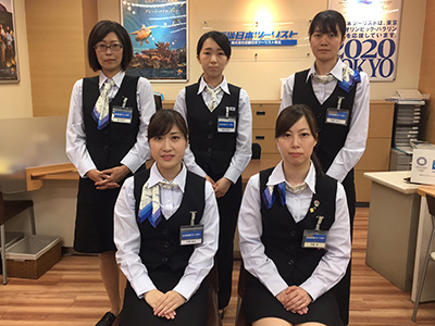 1180staff_201708.jpg